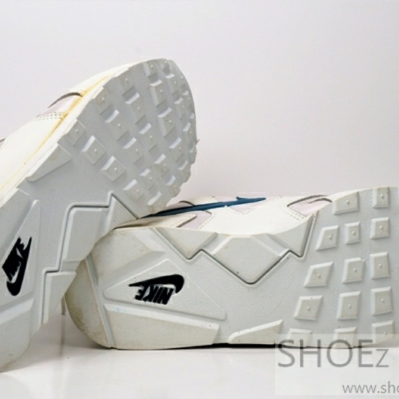 RARE Vintage Nike White 1993 (102010-131) size 9 - Picture 7 of 8
